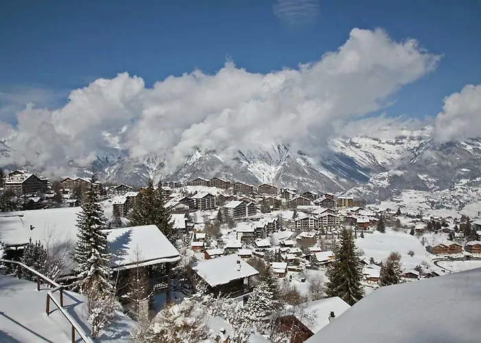 アパート La Foret With Spectacular Mountain Views