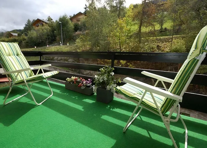 Lägenhet La Foret With Spectacular Mountain Views