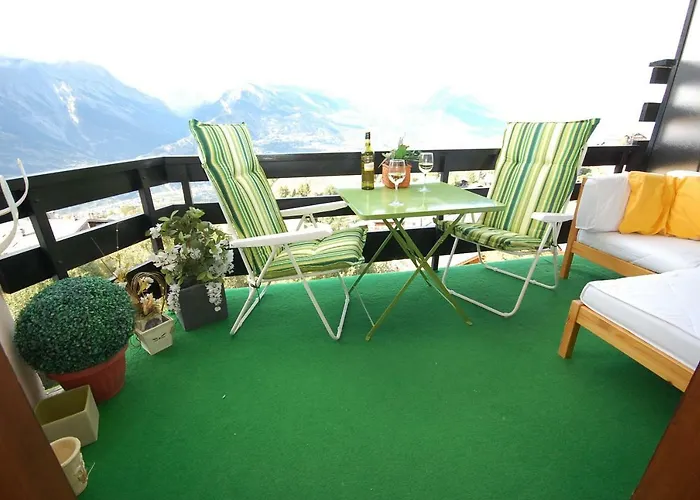 Lägenhet La Foret With Spectacular Mountain Views *